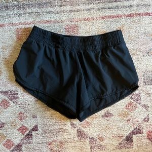 Black lulu shorts